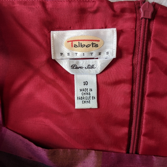 SALE🎉 Talbot's silk dress - Picture 3 of 4